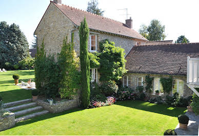 Villa avec piscine et jardin 5