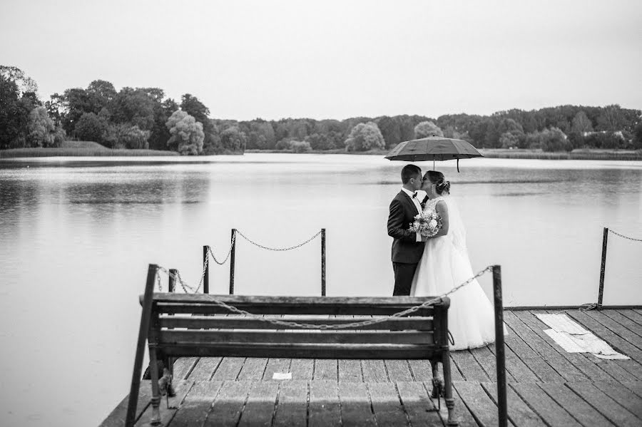 Fotografer pernikahan Denis Bondarev (liceden). Foto tanggal 3 Oktober 2016