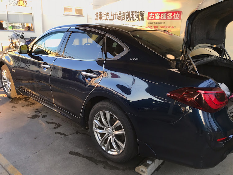 フーガ 51の洗車に関するカスタム事例の投稿画像2枚目