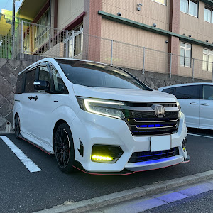 ステップワゴンスパーダ RP5