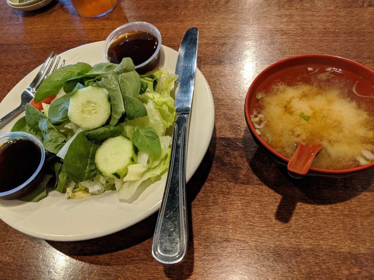 Miso soup - flakes and salad with punzu sauce