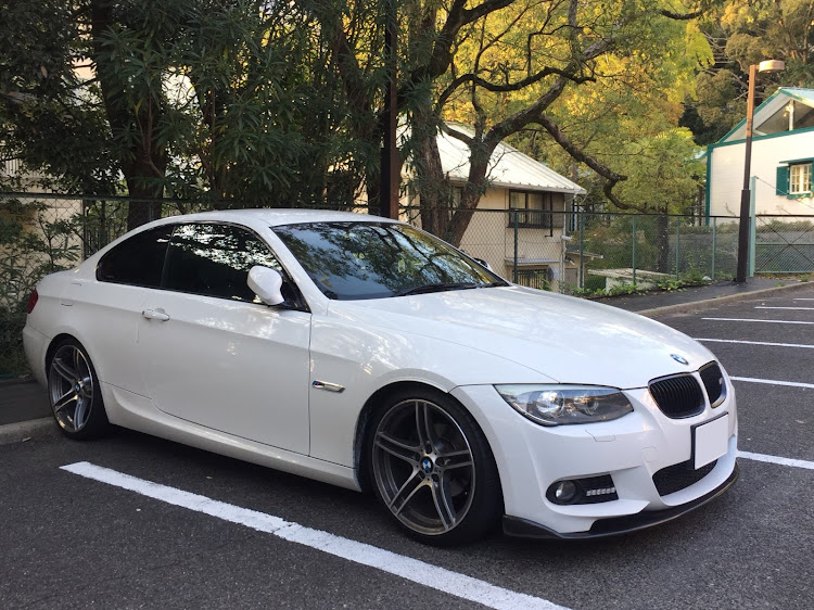 3シリーズ クーペのBMW3シリーズ・e92・関西に関するカスタム事例の投稿画像1枚目