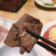 肉你好 Yoloniku