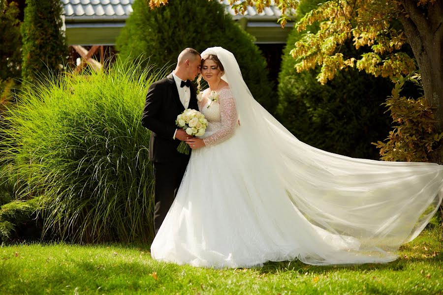 Fotógrafo de casamento Dmitriy Ignatesko (ignatesc0). Foto de 23 de março 2023