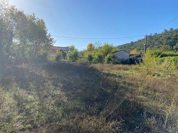 terrain à Pierrefeu-du-Var (83)