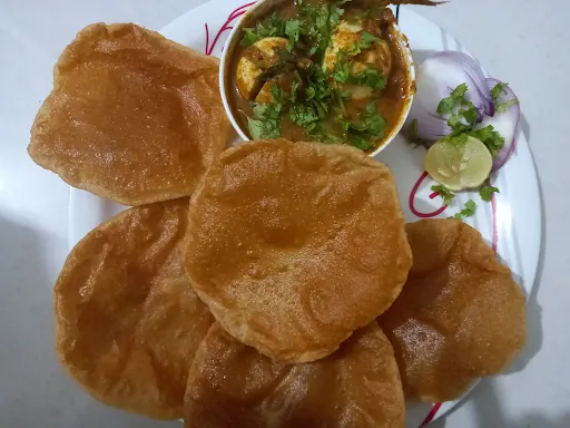 Egg Masala With 2 Chapati