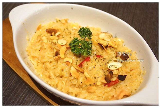 【幸福這裡】新莊美食推薦花生醬培根起司堡已歇業