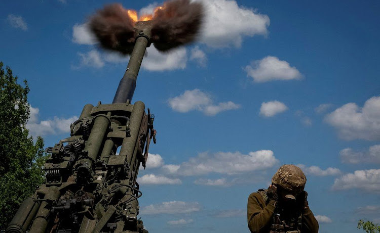 Nato members have been sending heavy artillery to Ukraine.