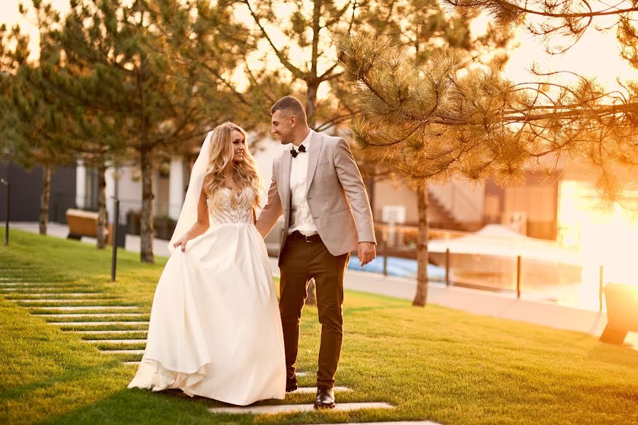 शादी का फोटोग्राफर Aleksandr Zenchenko (alexzenchenko)। मई 31 2019 का फोटो