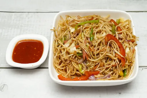 Mix Veg Noodles [500 Ml]