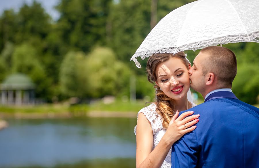婚禮攝影師Maksim Mikhaylyuchenko（wedphotographer）。2015 8月25日的照片