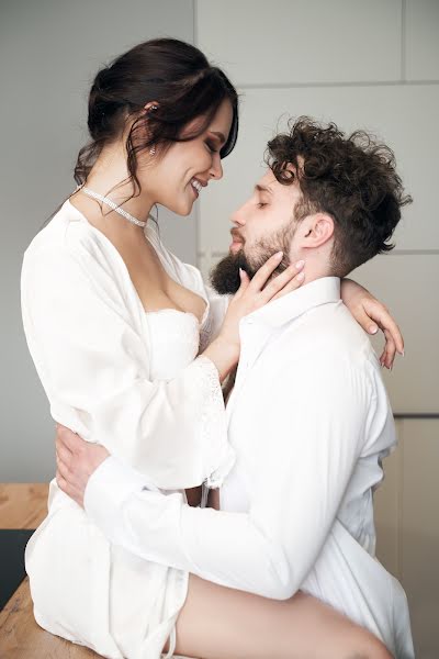 Wedding photographer Alisa Abrashina (abrashina). Photo of 28 February 2022