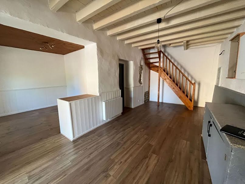 Location  maison 3 pièces 72 m² à Saint-Papoul (11400), 550 €