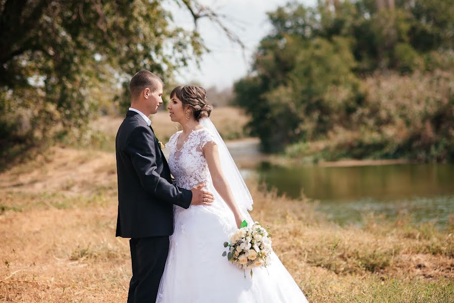 Fotografo di matrimoni Denis Loktev (denl). Foto del 4 novembre 2019