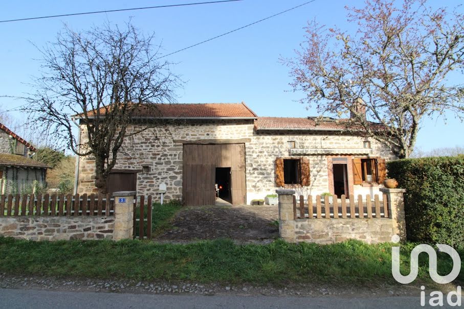 Vente maison 4 pièces 102 m² à Bosmoreau-les-Mines (23400), 80 000 €