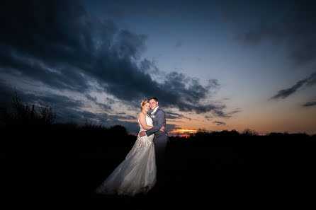 Wedding photographer Clare Kentish (clarekentish). Photo of 12 May 2021