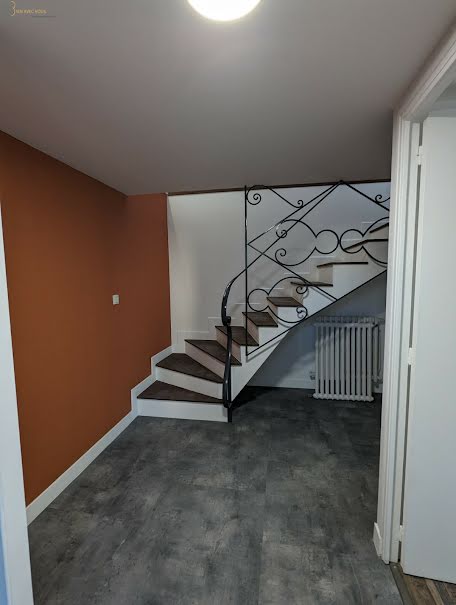 Vente maison 4 pièces 99 m² à Laval (53000), 232 000 €