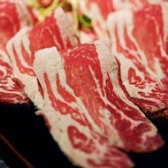 肉多多火鍋