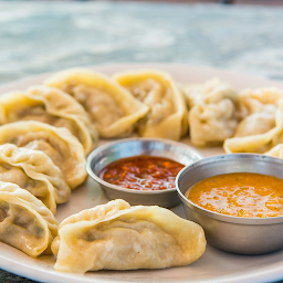 Yummy Veg Makhni Momos