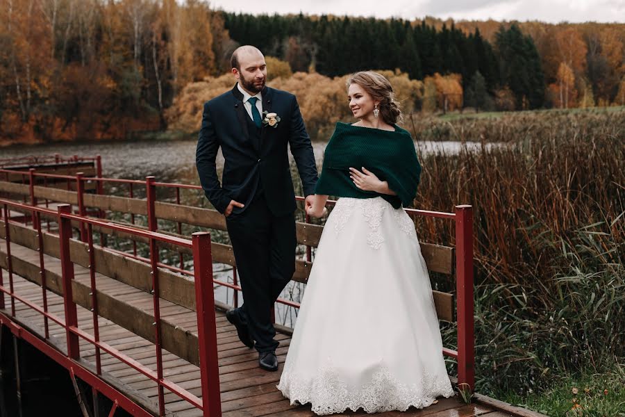 Wedding photographer Irina Semenova (lampamira). Photo of 18 October 2019