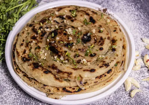 Garlic Lachha Paratha