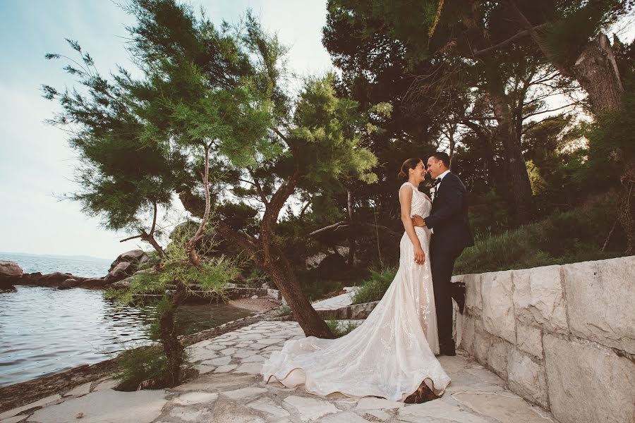 結婚式の写真家Andreja Zdravko Špehar (instudioweddings)。2019 2月27日の写真