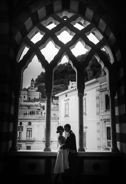 Fotografo di matrimoni Valentina Startari (valentinastart). Foto del 28 aprile 2021