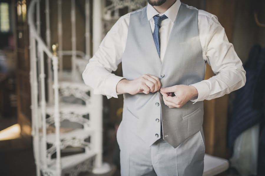 Fotografo di matrimoni Jean-Baptiste Quillien (quillien). Foto del 14 aprile 2019