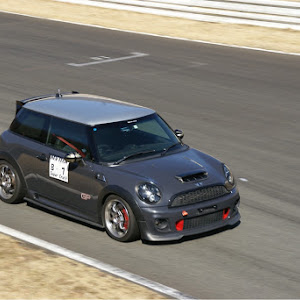 ミニ ハッチバック JCW