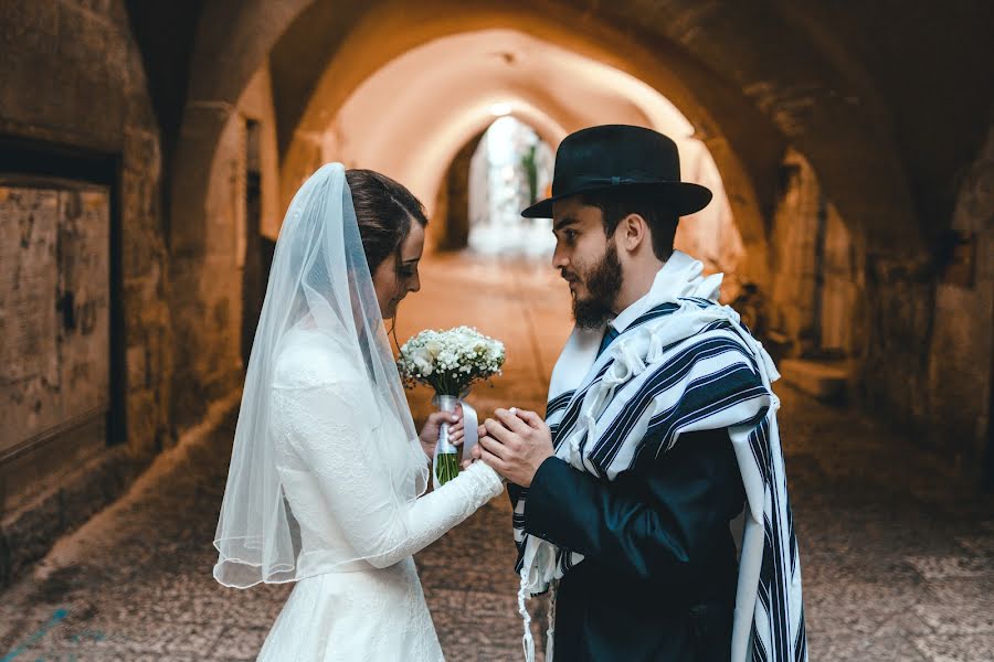 Wedding photographer Polina Gotovaya (polinagotovaya). Photo of 13 February 2019