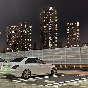 Cクラス セダン W205