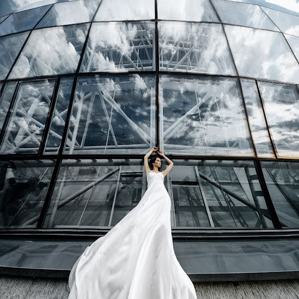 Wedding photographer Igor Bulgak (bulgakigor). Photo of 10 December 2015