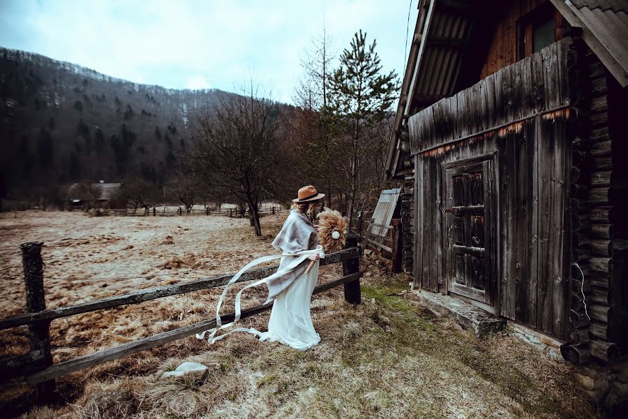 Wedding photographer Yuliya Chopoydalo (juliachop). Photo of 14 April 2019