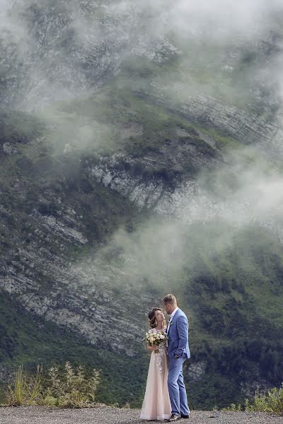 Fotografo di matrimoni Denis Volkov (tolimbo). Foto del 9 gennaio 2019