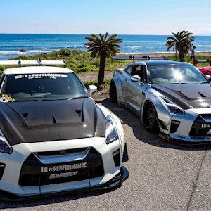 NISSAN GT-R R35