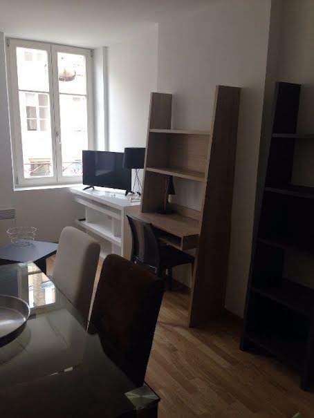 Location meublée appartement 2 pièces 37 m² à Nancy (54000), 655 €