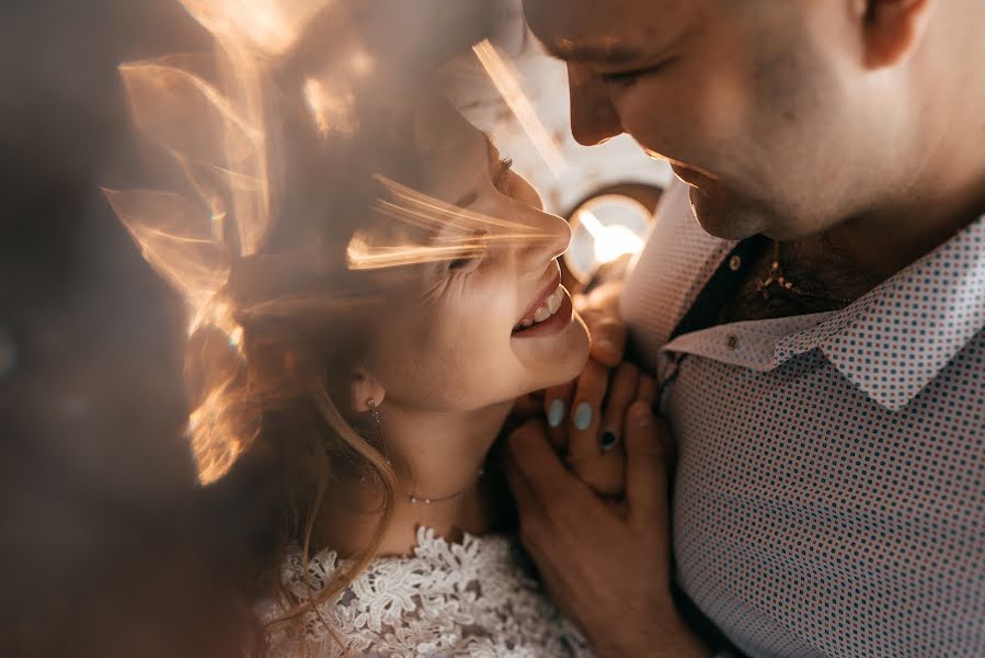 Wedding photographer Olya Kolos (kolosolya). Photo of 8 May 2019