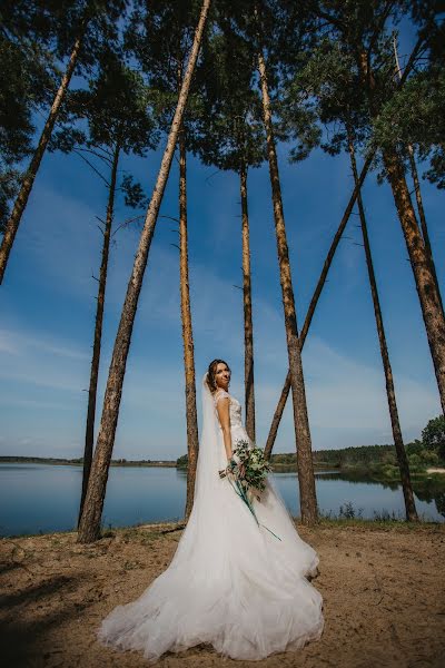 Fotógrafo de casamento Yuliya Zaruckaya (juzara). Foto de 2 de junho 2019