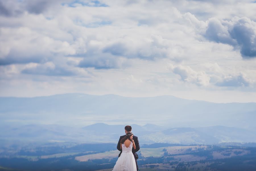 Wedding photographer Lajos Gábor (gaborlajos). Photo of 27 January 2016