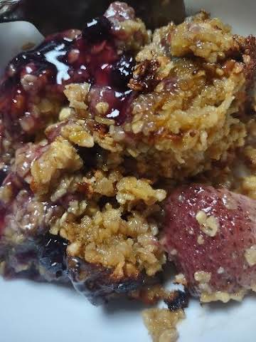 Berry Good Baked Oatmeal