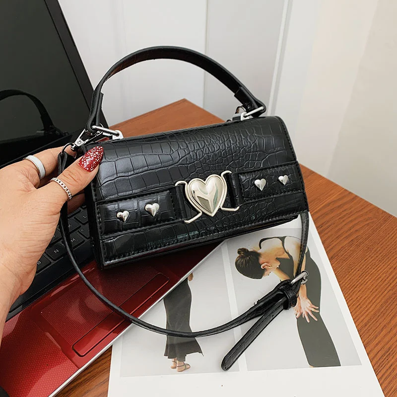 Title 11, Bolsa crossbody portátil com corrente de pérola...