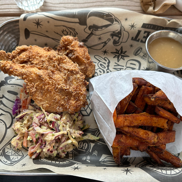 Gluten-Free Fried Chicken at The Banquet