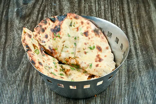 Stuffed Kulcha