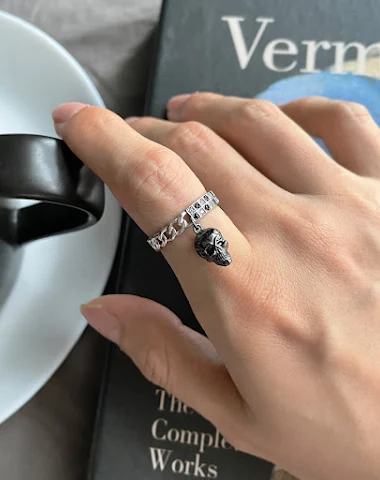 Bague tête de mort en mosaïque noir - 0