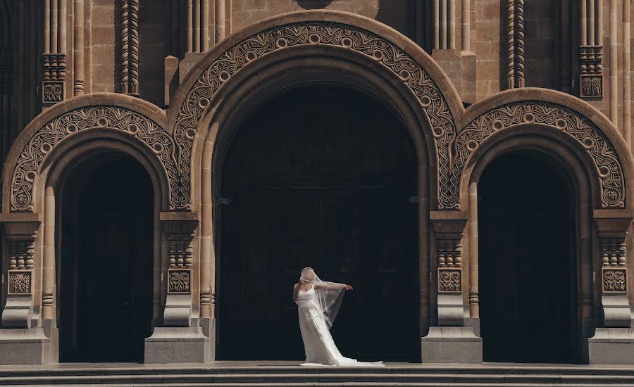 Fotograful de nuntă Giorgi Mikeladze (mikeladze). Fotografia din 9 mai 2022