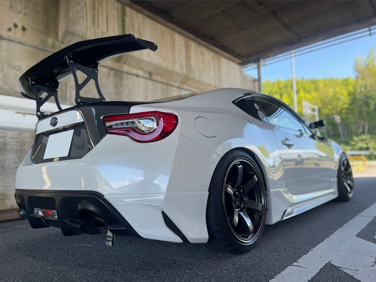 86のPRO COMPOSITE・Revolution・SPASHAN・CLEiB・ケツが好きに関するカスタム事例の投稿画像1枚目