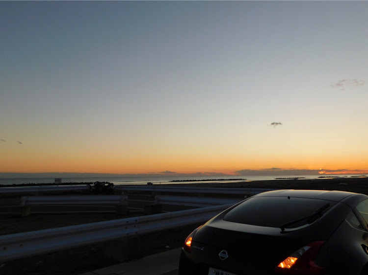 フェアレディZのz34・夕焼けに関するカスタム事例の投稿画像2枚目