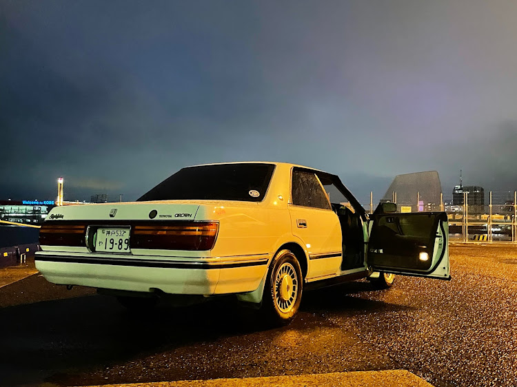 クラウンセダンの５ナンバークラウン・字光ナンバー・ナローボデー！・納車しました。に関するカスタム事例の投稿画像4枚目