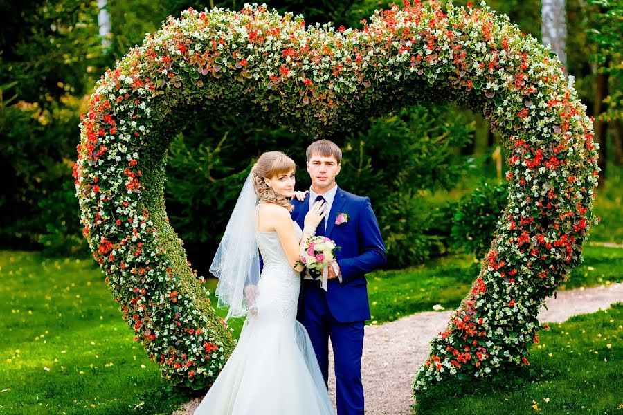 Fotógrafo de casamento Anna Rusakova (nysyarus). Foto de 8 de junho 2015