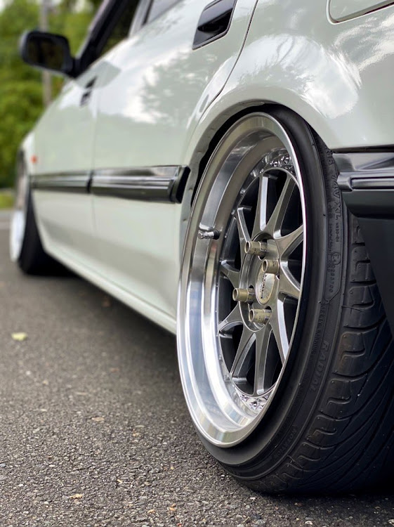 シビックのEF・EFシビック・JZX100・チェイサー・MH21Sに関するカスタム事例の投稿画像2枚目
